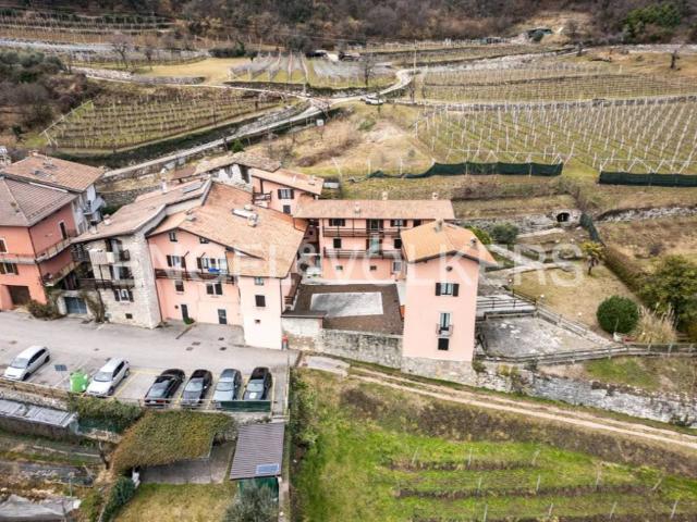 Palazzo in vendita a Comunità della Vallagarina, Mori