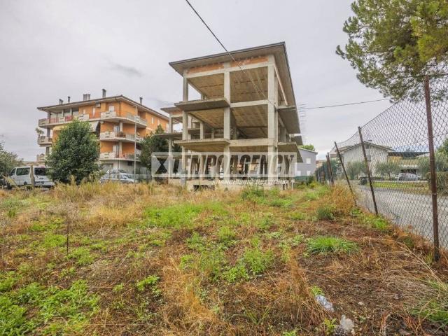 Palazzo in vendita a Marche, Macerata