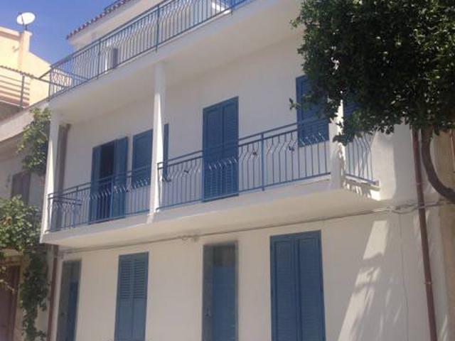 Palazzo in vendita a Lazzàro, Calabria