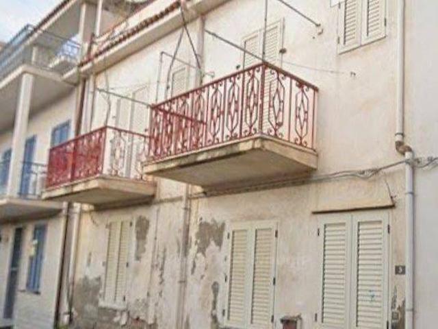 Palazzo in vendita a Lazzàro, Calabria