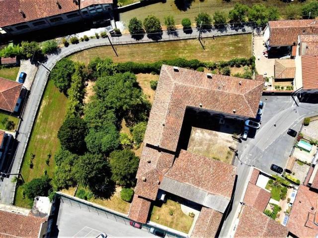 Palazzo in vendita a Mozzanica, Lombardia