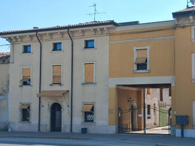 Palazzo in vendita a Mozzecane, Veneto