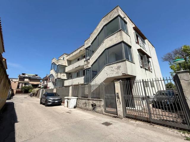 Palazzo in vendita a Mugnano Di Napoli, Campania