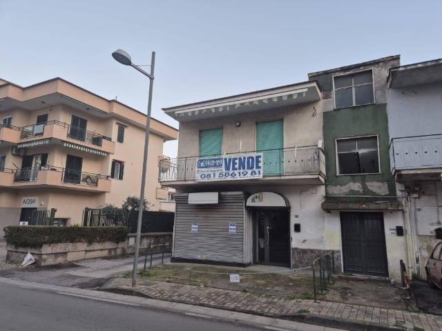 Palazzo in vendita a Mugnano Di Napoli, Napoli