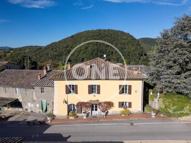 Palazzo in vendita a Murlo, Toscana