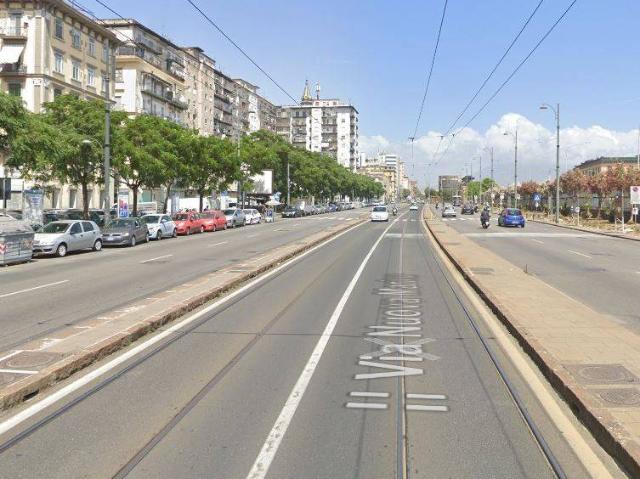 Palazzo in vendita a Napoli