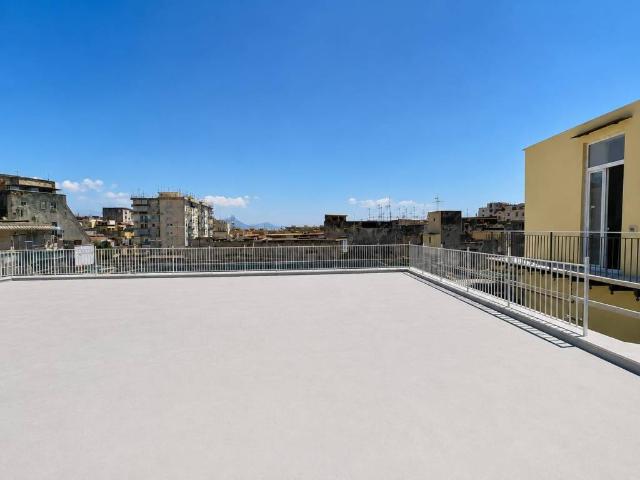 Palazzo in vendita a Municipalità 3, Campania