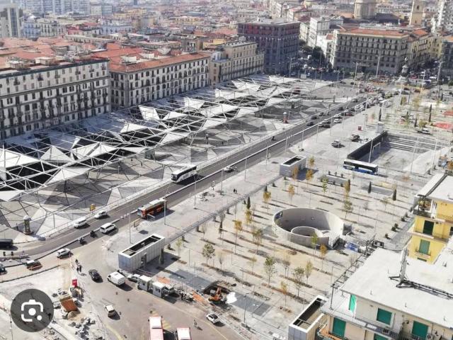 Palazzo in vendita a Municipalità 4, Napola