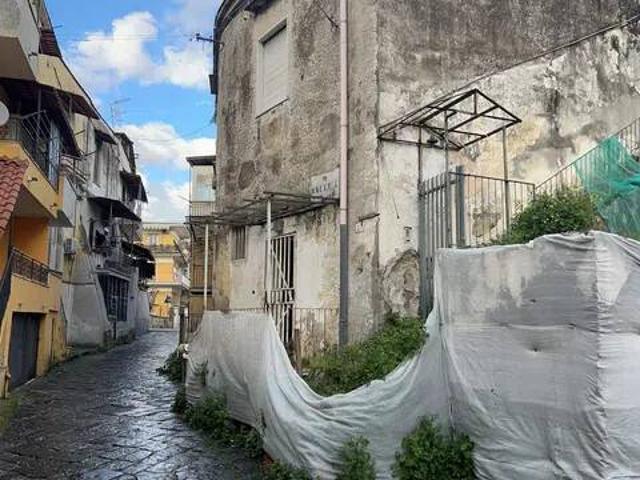 Palazzo in vendita a Santa Croce, Napoli