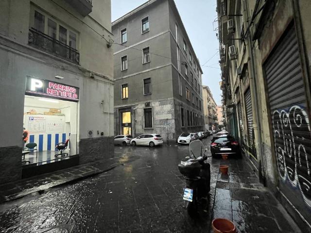 Palazzo in vendita a Pendino, Napola