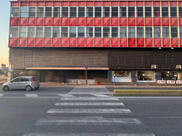 Palazzo in vendita a Napoli