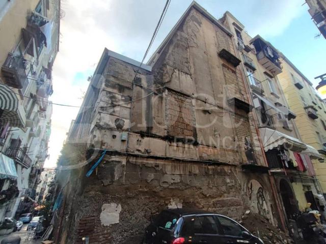 Palazzo in vendita a Municipalità 2, Campania