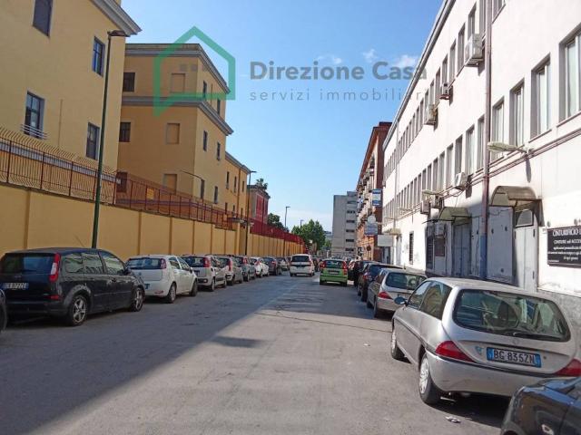 Palazzo in vendita a Municipalità 4, Arenaccia