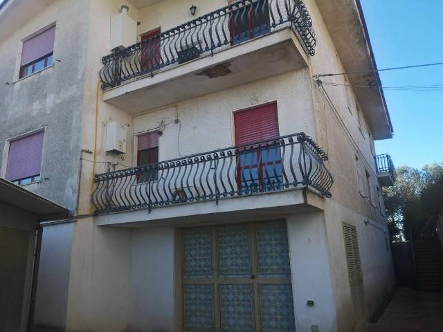 Palazzo in vendita a Napoli