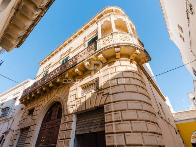 Palazzo in vendita a Puglia, Lecce