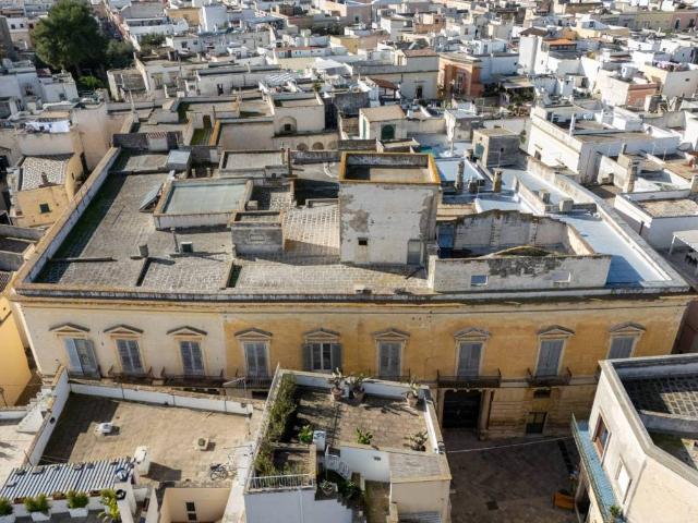 Palazzo in vendita a Puglia, Lecce