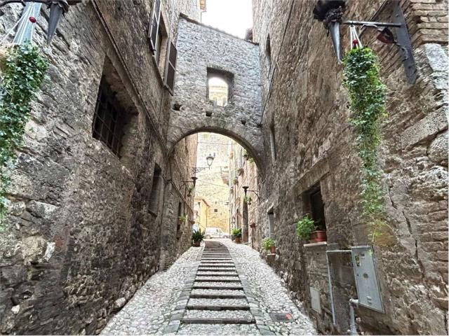 Palazzo in vendita a Narni, Umbria