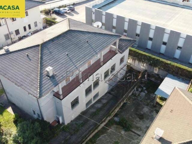 Palazzo in vendita a Negrar, Veneto