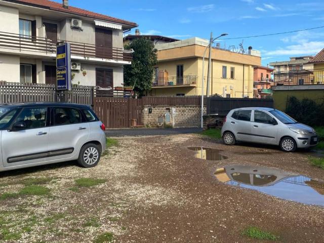 Palazzo in vendita a Nepi, Lazio