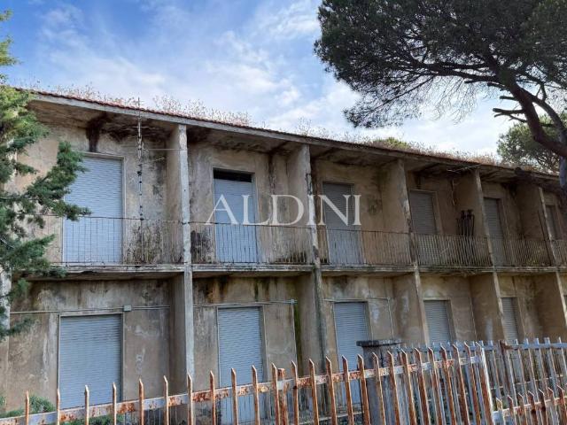 Palazzo in vendita a Nicolosi, Sicilia