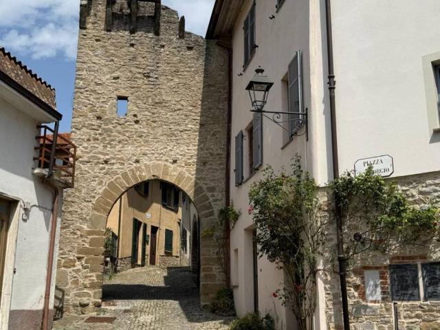 Palazzo in vendita a Piemonte, Cuneo