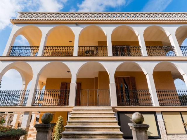 Palazzo in vendita a Noci, Bari