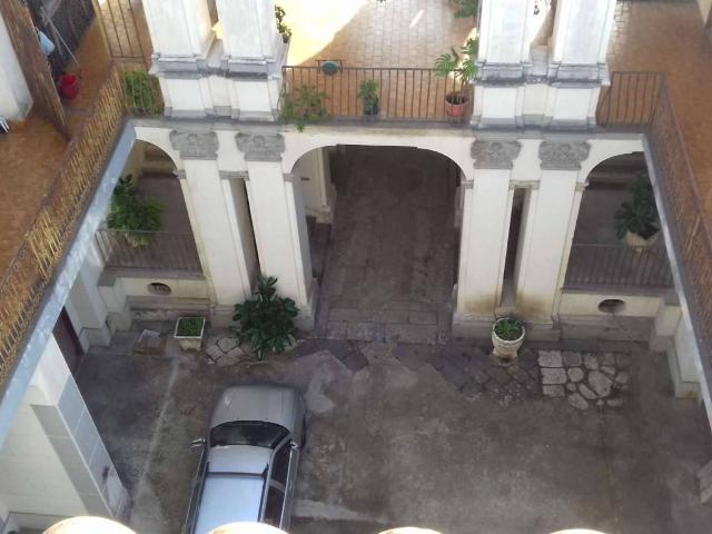 Palazzo in vendita a Nola, Campania