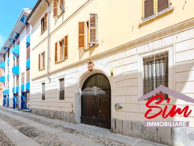 Palazzo in vendita a Sacro Cuore, Piemonte