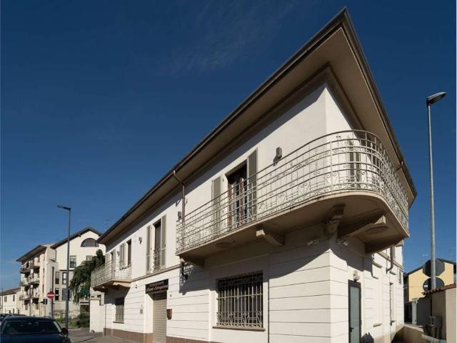 Palazzo in vendita a Vignale Nuovo, Piemonte