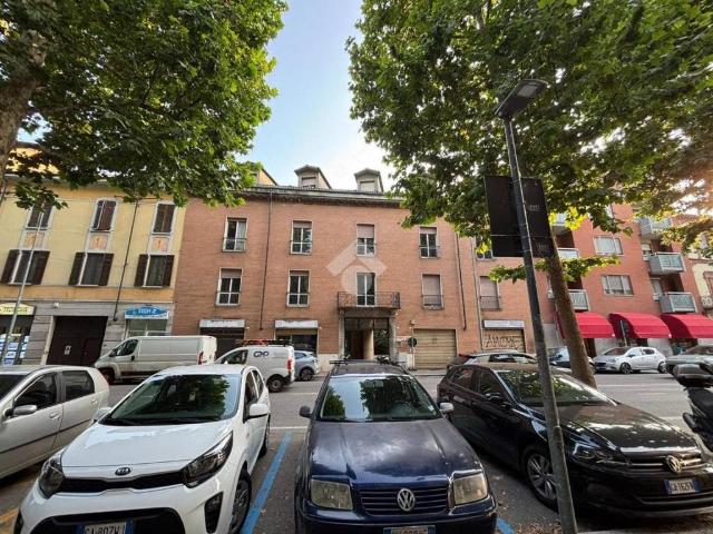 Palazzo in vendita a Bicocca, Piemonte