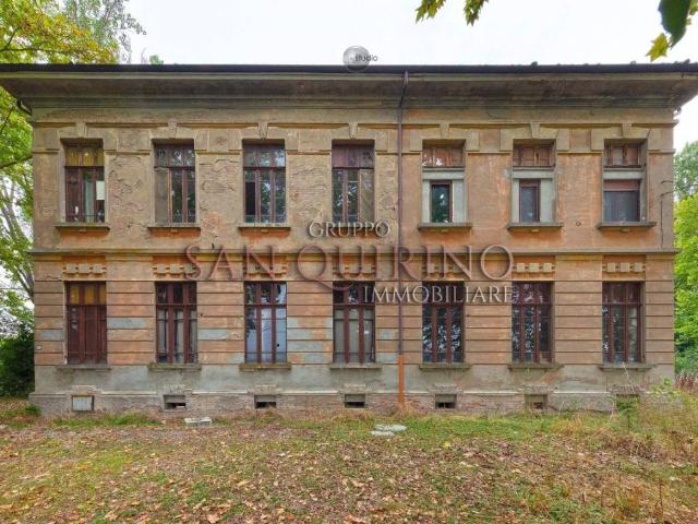 Palazzo in vendita a Bassa Reggiana, Re