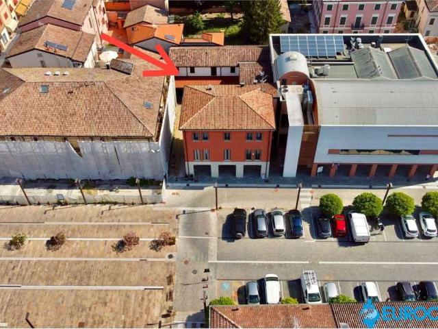 Villa Indipendente in vendita a Unione delle Terre d'Argine, Novi Di Modena