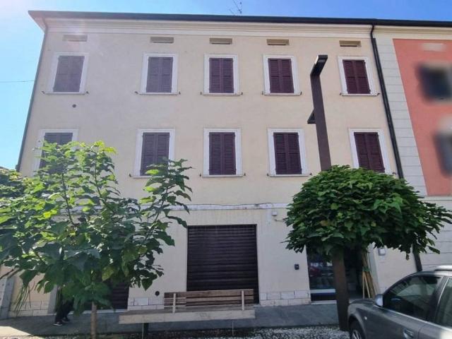 Palazzo in vendita a Unione delle Terre d'Argine, Novi Di Modena