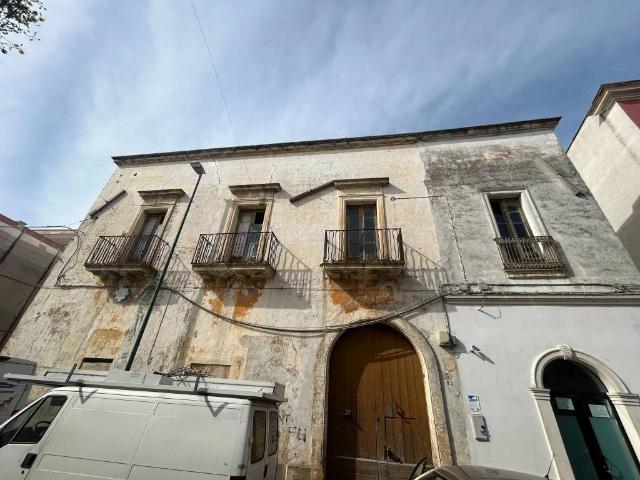 Palazzo in vendita a Puglia, Lecce