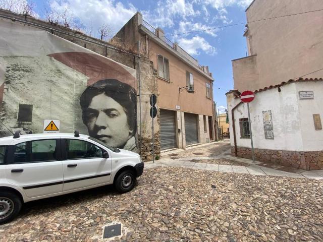 Palazzo in vendita a Santu Predu/San Pietro, Nuoro