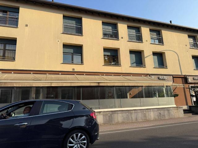 Palazzo in vendita a Molera, Oggiono