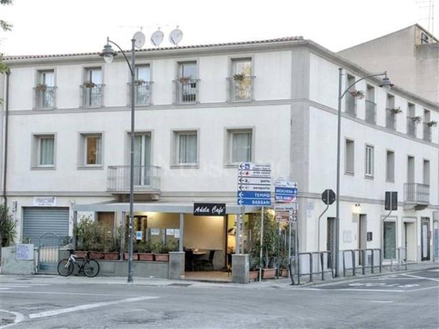 Palazzo in vendita a Olbia, Sassari