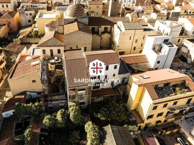 Palazzo in vendita a Olbia, Sassari