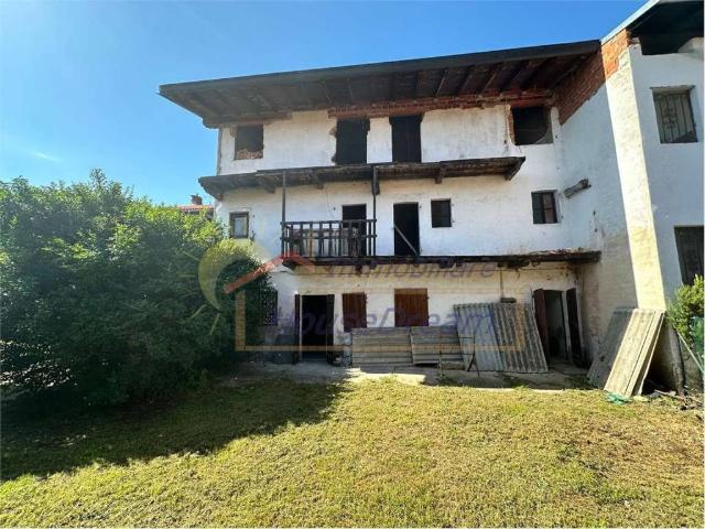 Palazzo in vendita a Canton della Lanca, Piemonte