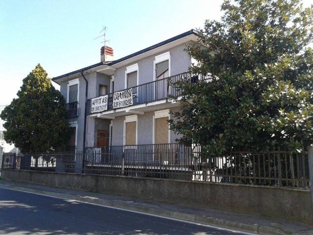 Palazzo in vendita a Locate Triulzi, Lombardia