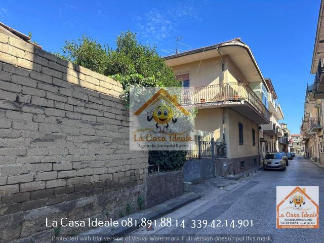 Palazzo in vendita a Orta Di Atella, Campania