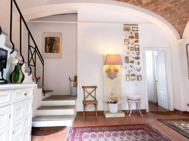 Palazzo in vendita a Orvieto, Umbria