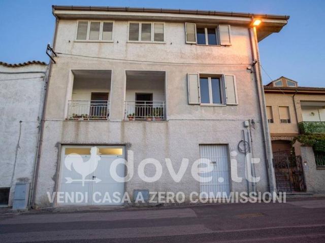 Palazzo in vendita a Oschiri, Sardigna/Sardegna