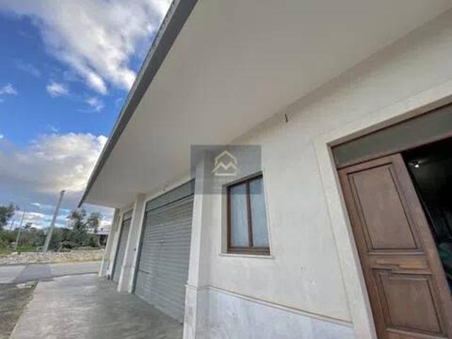 Palazzo in vendita a Puglia, Brindisi