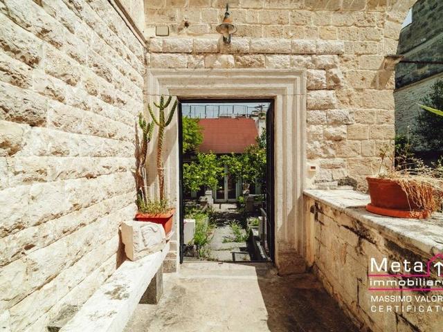 Palazzo in vendita a Puglia, Brindisi