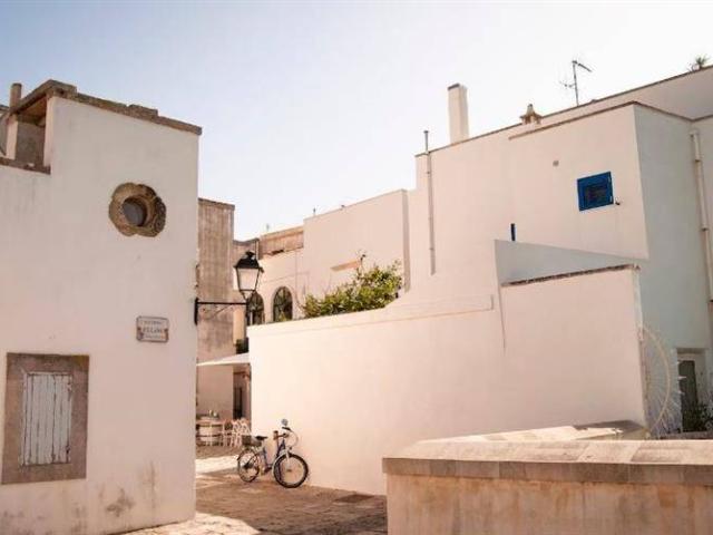Palazzo in vendita a Puglia, Lecce