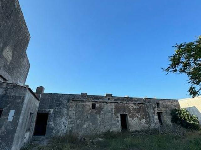 Palazzo in vendita a Puglia, Lecce