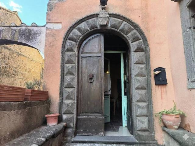 Palazzo in vendita a Otricoli, Terni