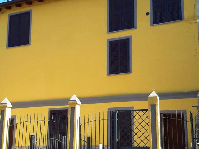Palazzo in vendita a Ottobiano, Lombardia