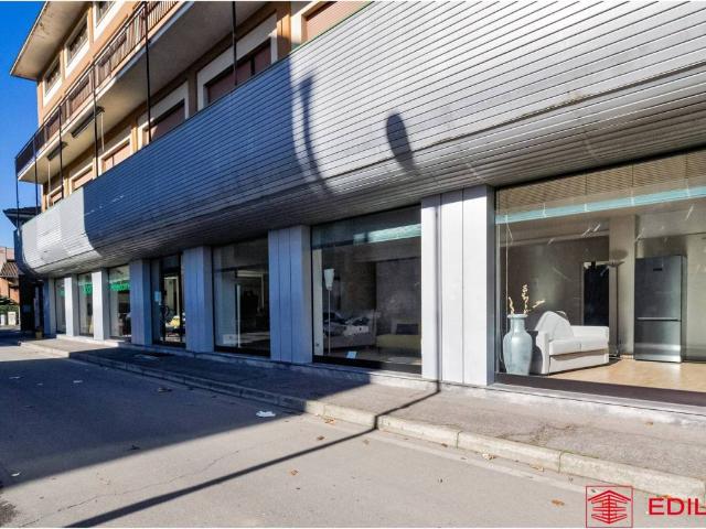 Palazzo in vendita a Masciago Milanese, Bovisio Masciago